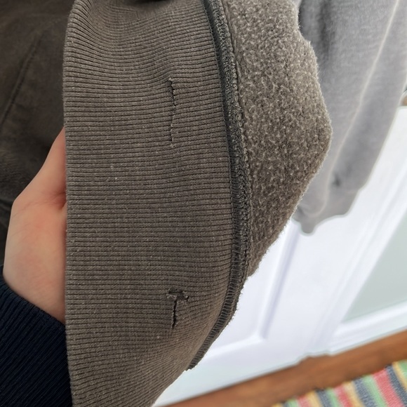 North Face hoodie - Picture 3 of 3